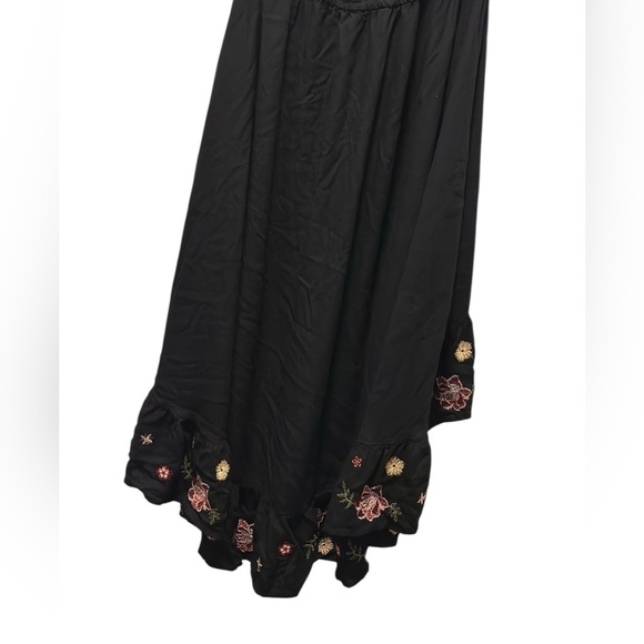 Elegant Black Floral Dress Size 1X High-Low - Picture 12 of 12